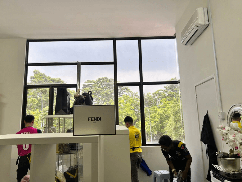 THE BEST QUALITY TINTED WINDOW FILM SERI MENANTI