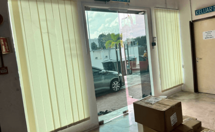 THE BEST QUALITY TINTED BUILDING RANTAU