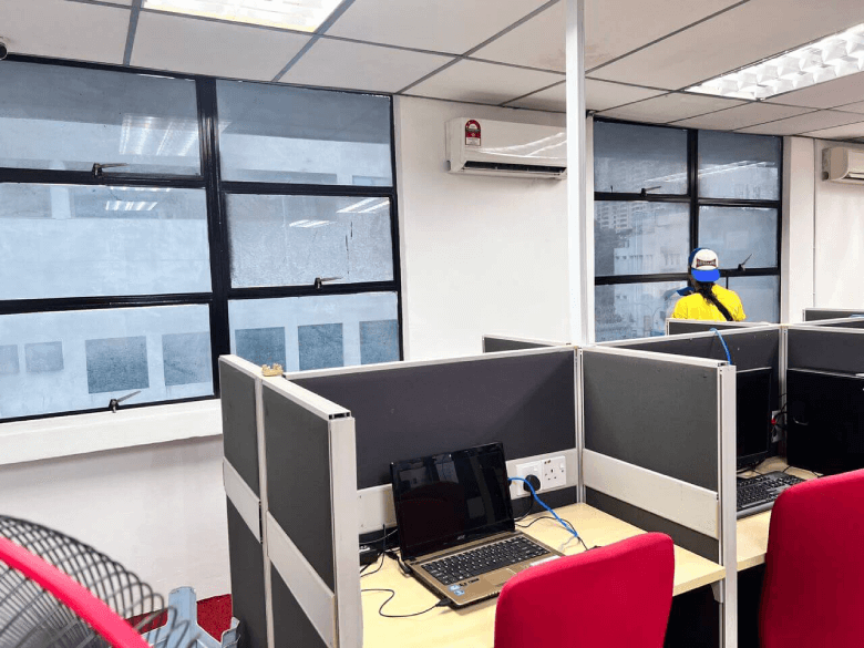 THE BEST QUALITY TINTED OFFICE LUKUT