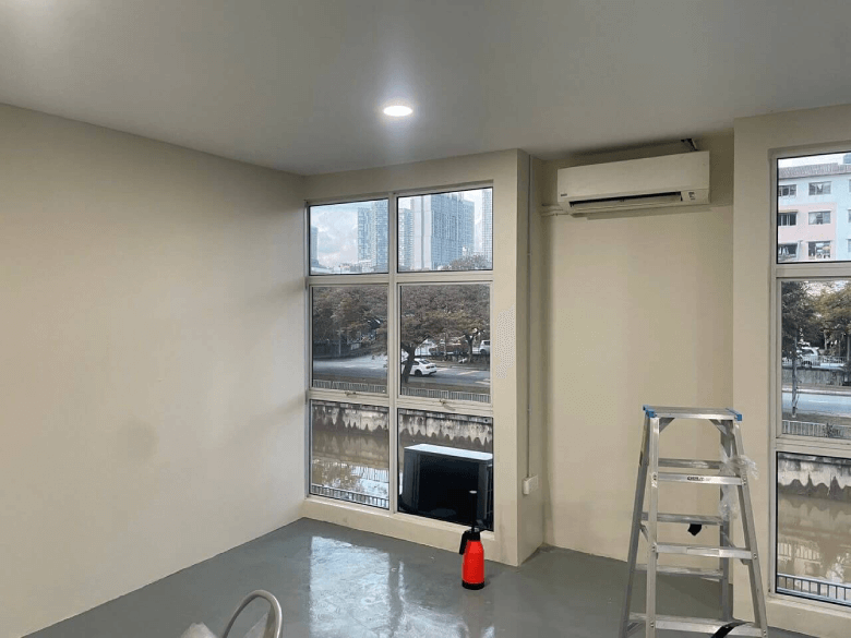 THE BEST QUALITY GLARE WINDOW FILM LUKUT