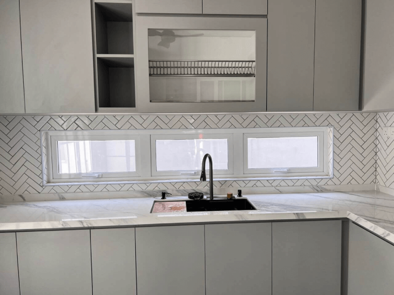 THE BEST QUALITY HOUSE TINTED SILIAU