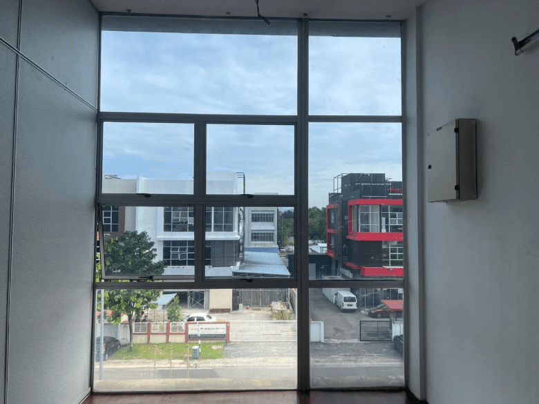 THE BEST QUALITY WINDOW TINTING LABU