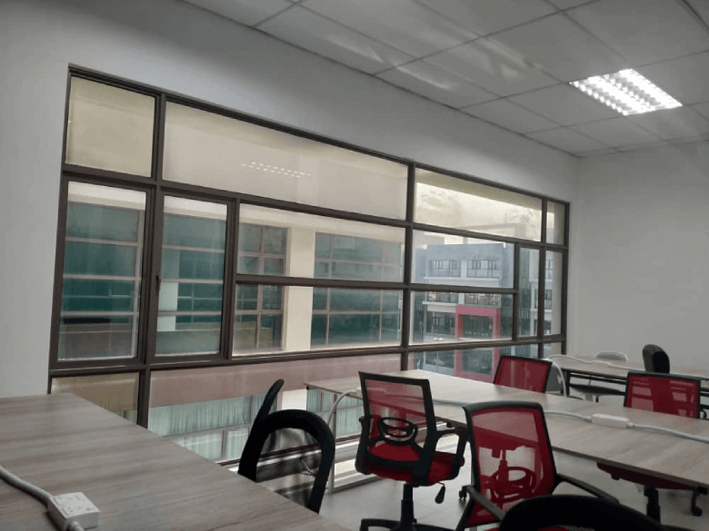 THE BEST QUALITY TINTED OFFICE KLIA 2