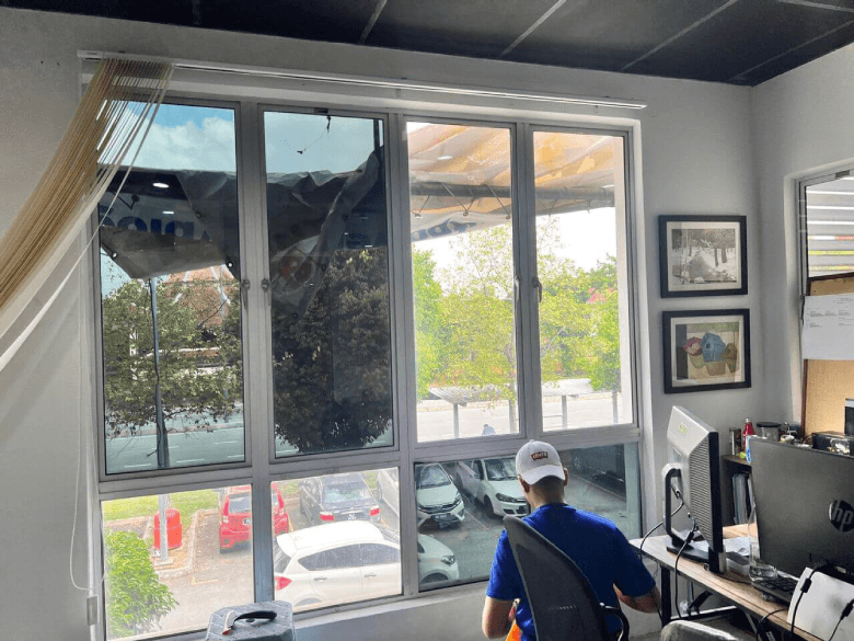 TINTED-PEJABAT-259 | TINTED HOUSE BUILDING OFFICE SEREMBAN-NILAI THE BEST QUALITY WINDOW FILM ULU BENDOL