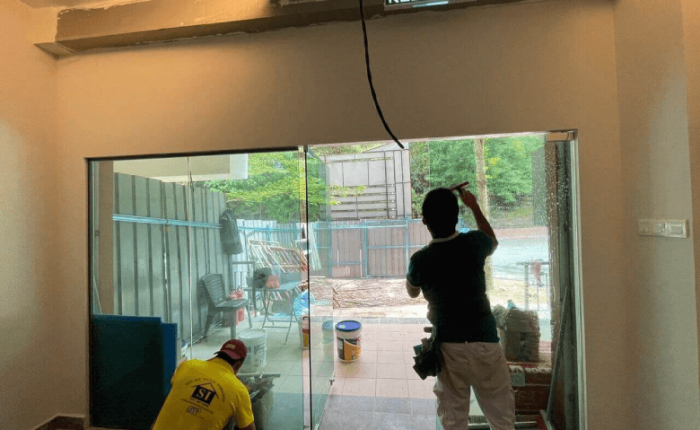 THE BEST QUALITY TINTED WINDOW REMBAU