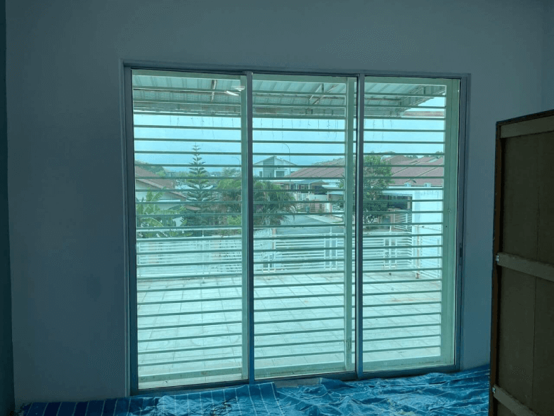 TINTED-RUMAH-329 | TINTED HOUSE BUILDING OFFICE SEREMBAN-NILAI THE BEST QUALITY TINTED WINDOW BANDAR AINSDALE