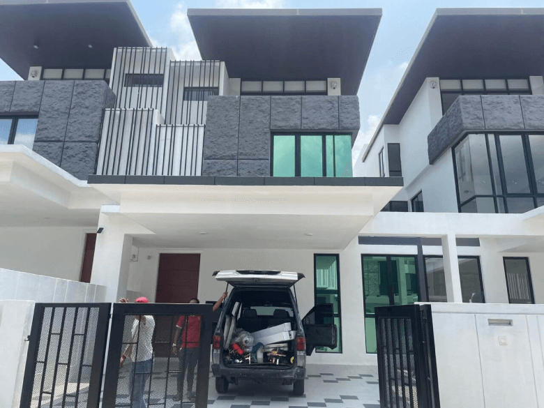 THE BEST QUALITY HOUSE TINTED BANDAR SERI PUTRA