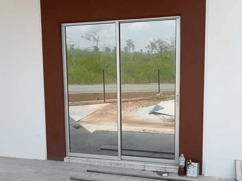 THE BEST QUALITY TINTED WINDOW FILM PULAU SEBANG